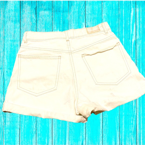Summer Shorts-MING from Mango - Picture 2 of 4